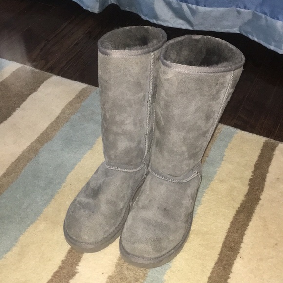 Ugg Tall Gray Boots - Picture 2 of 8